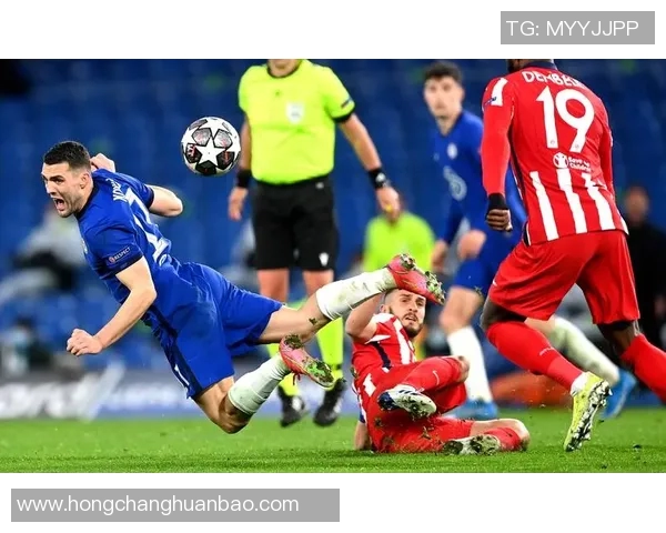 南京乒乓球队在联赛中的比赛经验与欧冠足球的精彩对比分析